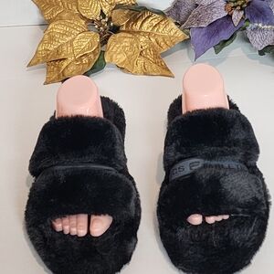Fabletics Black Plush Women's Slippers